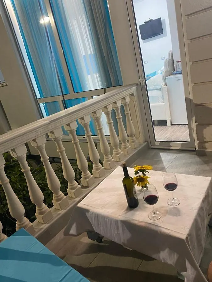 Apartamento Vila Sinani Sarandë