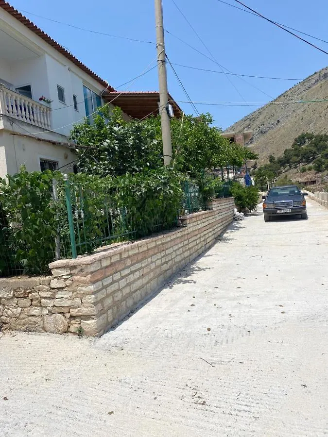 Vila Sinani Sarandë Apartamento