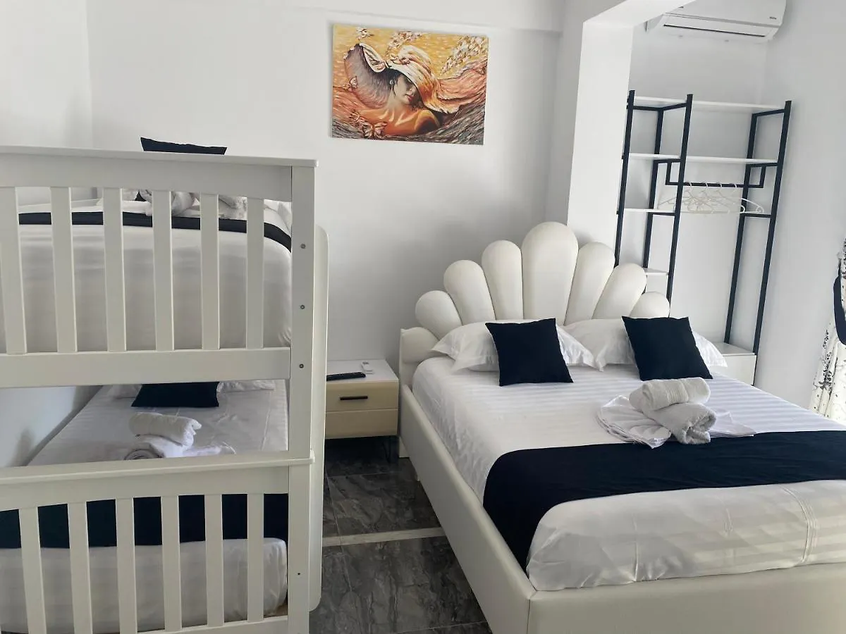 Vila Sinani Sarande 0*,  Albania